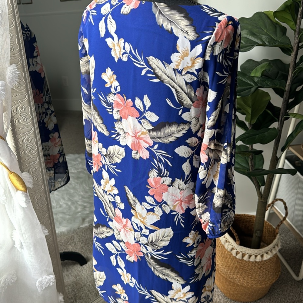 Lulu’s dress - Picture 3 of 5